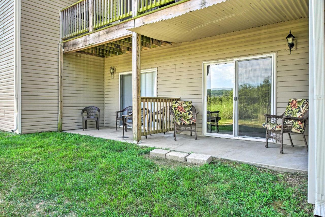 Cozy Condo With Pool Access, 5 Mi To Table Rock Lake Branson Dış mekan fotoğraf